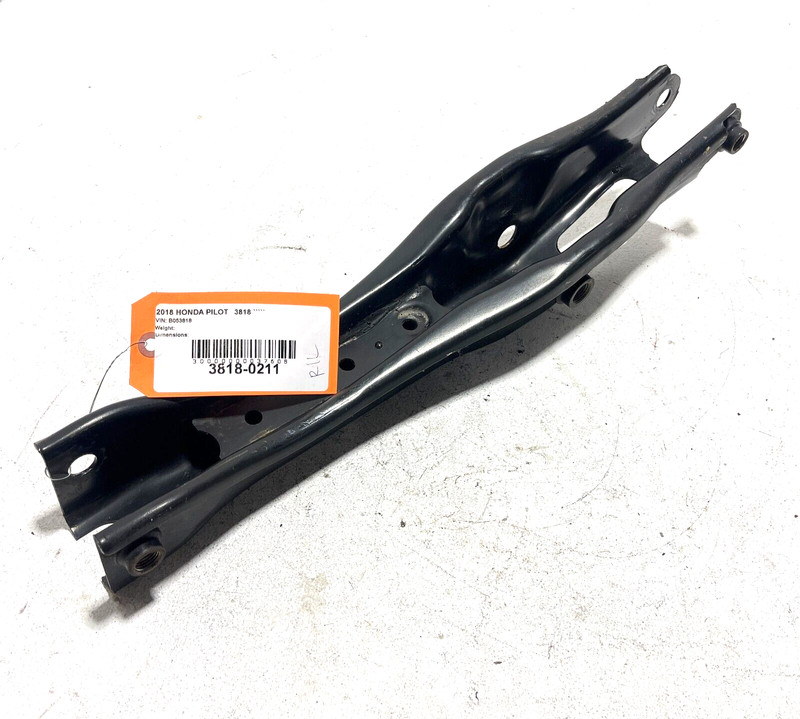 2016-2021 HONDA PILOT REAR LEFT LOCATING STRUT MOUNT LOWER CONTROL ARM OEM