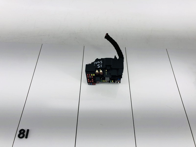 2015 CHEVROLET SONIC 1.4L L4 GAS INSTRUMENT PANEL FUSE & RELAY BOX HOLDER OEM