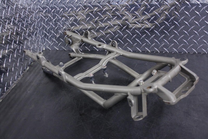 97 DUCATI 748 REAR SUB FRAME SUBFRAME SUB-FRAME CHASSIS SEAT RAIL