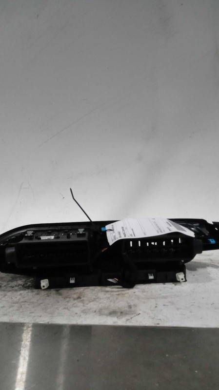 2024 Dodge Hornet A/C Selector Switch OEM Grey 9000 Miles NJ25-18741-464896
