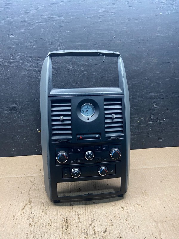 2008-2010 Dodge Grand Caravan Radio Bezel Climate Control Heat AC Heater Q1029 D