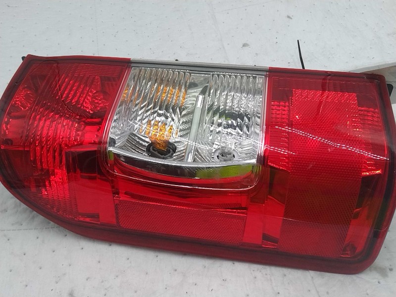 2018 Nissan NV3500 Right Tail Light Assembly White OEM 411111 178K Miles