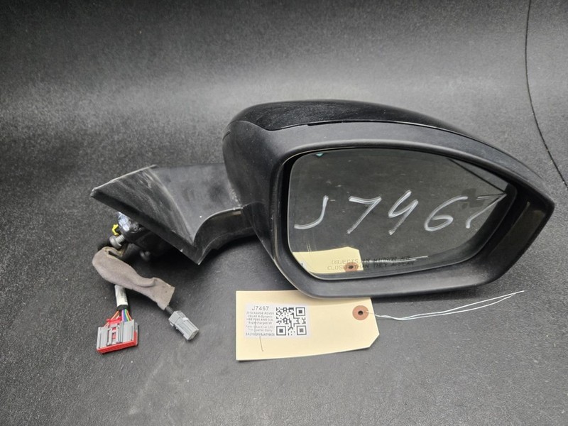 Front Right Door Rear View Mirror 2018 Range Rover Velar LR093148 2019 2020 X