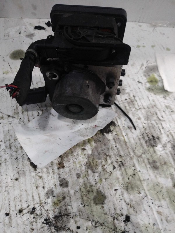 2016 Subaru Forester ABS Modulator Black OEM 27596SG090 137K Miles