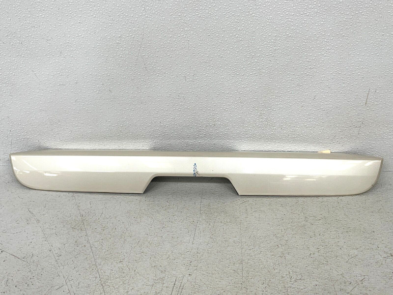 ⭐2015-2020 CADILLAC ESCALADE REAR TRUNKM LIFTGATE SWITCH TRIM COVER OEM LOT2437