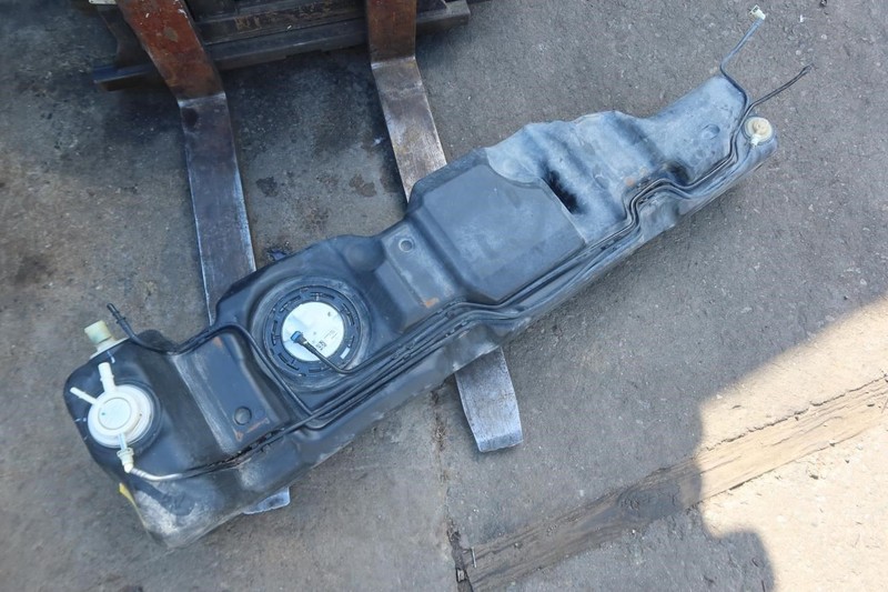 2007-2018 Jeep Wrangler JK JKU OEM 4 Door Fuel Tank & Sending Unit 52059729