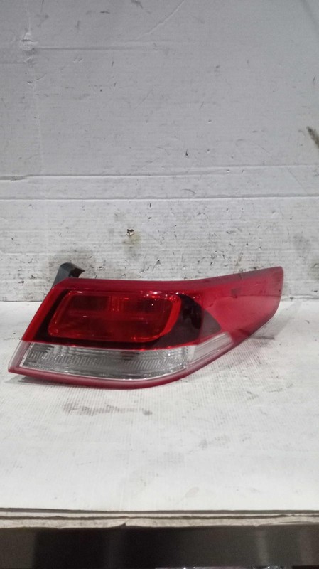 2016 KIA OPTIMA Right Tail Light Assembly White 126K Miles OEM Replacement