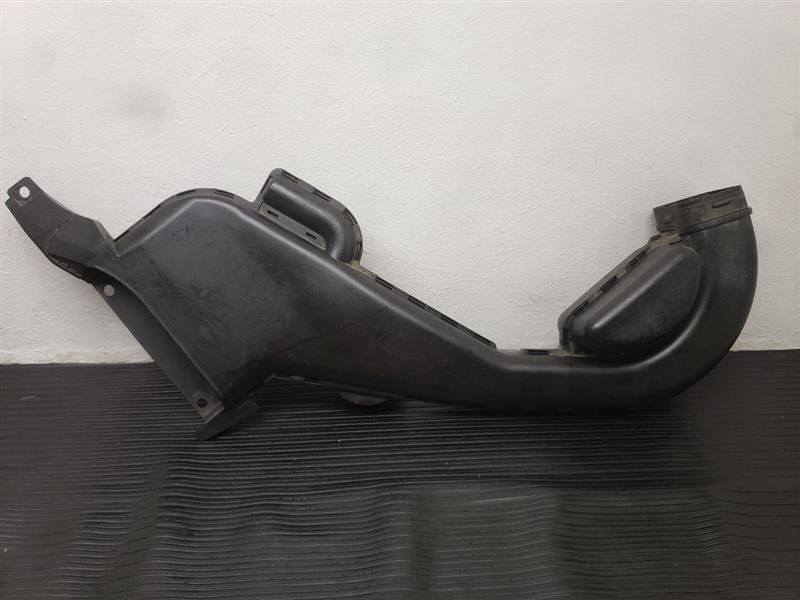 10-15 Nissan Rogue 2.5L Fresh Air Inlet Duct OEM 16500-JG30B