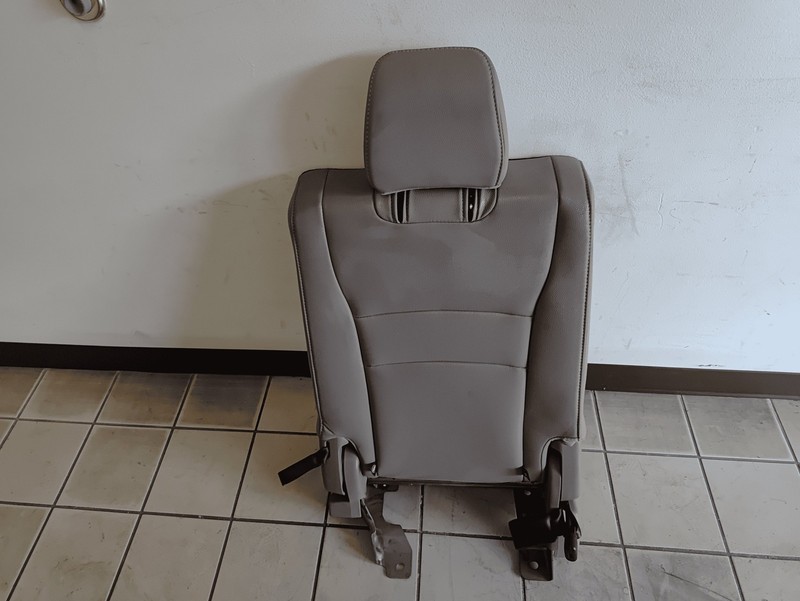 2016-2022 HONDA PILOT REAR 3RD ROW SEAT PASSENGER SIDE UPPER BACK CUSHION OEM