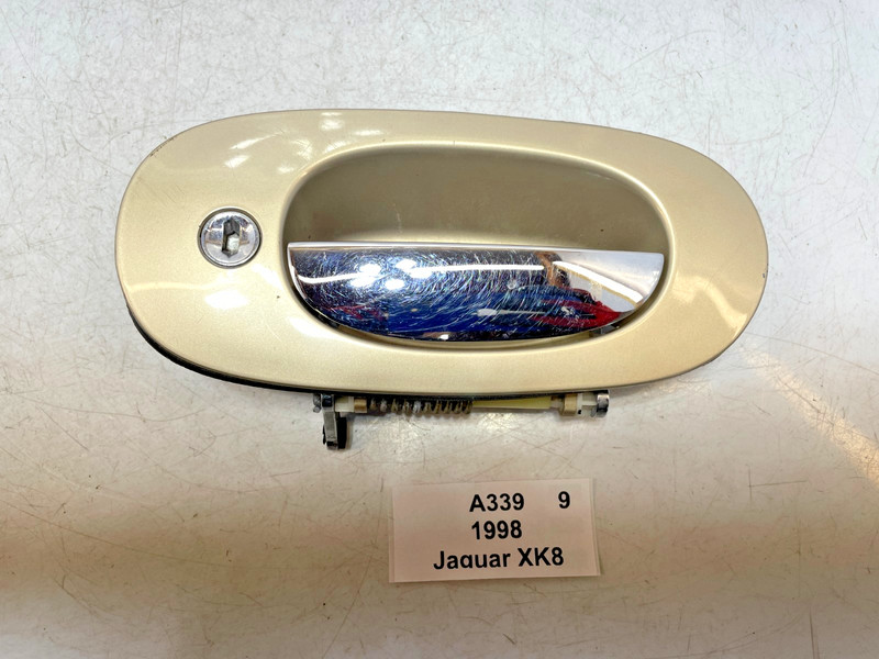 β
97-06 OEM Jaguar XK8 Convertible Front Left Driver Exterior Door Handle Gold*
