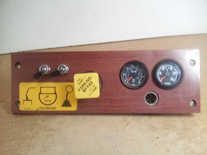 1999 Mack Air Brake Panel 20QE1254