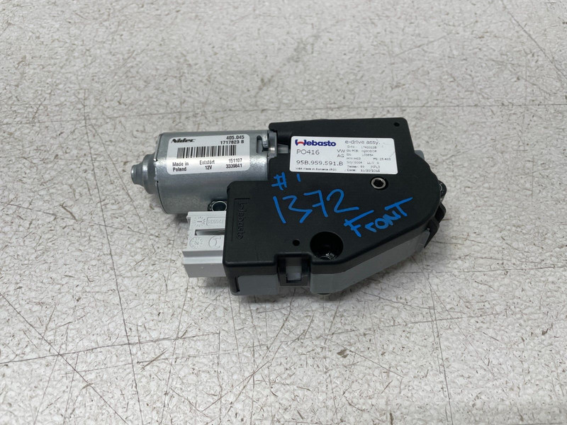 2015 2016 2017 2018 Porsche Macan Sunroof Sun Roof Motor 1372 OEM