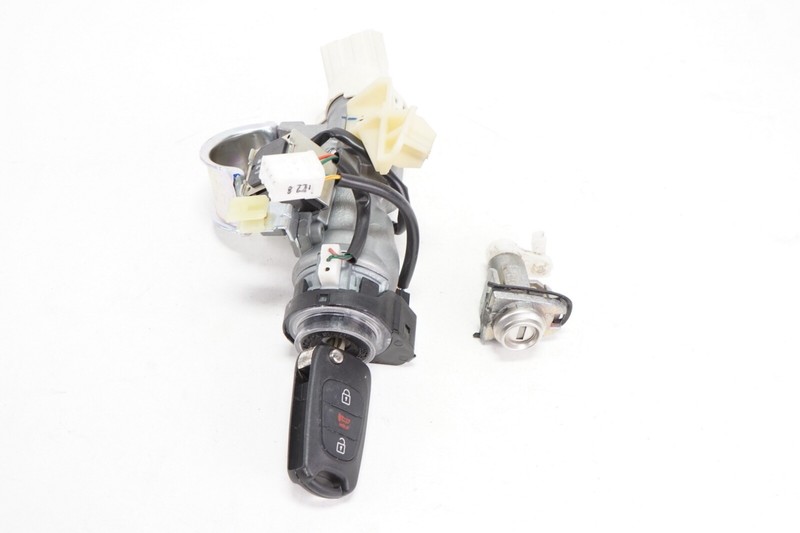 KIA SOUL Ignition Lock Cylinder Key OEM 2011 - 2013