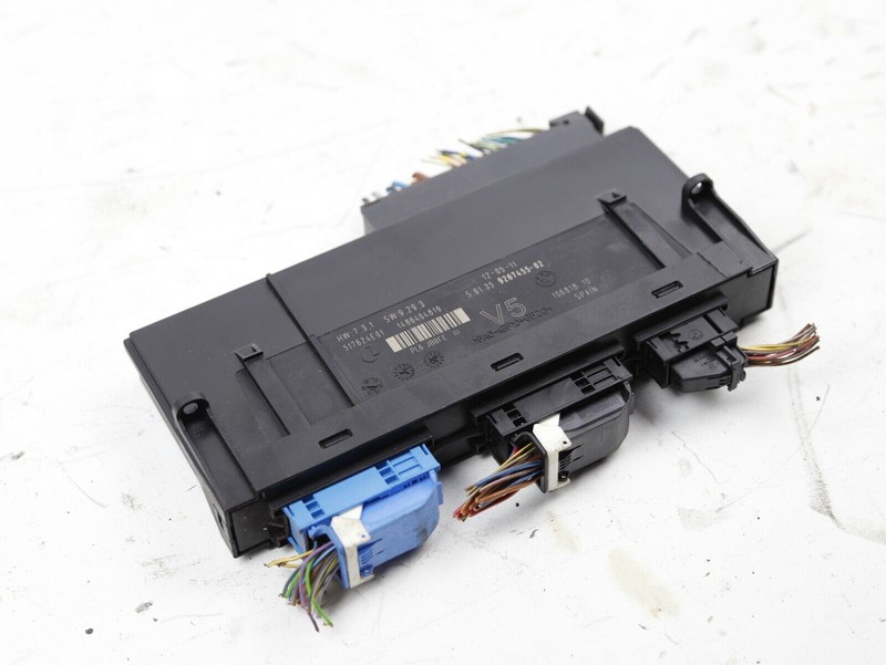 BMW F10 F06 F12 F13 F01 F02 5 6 7 SERIES ELECTRONICS 3 JUNCTION BOX OEM 9267455