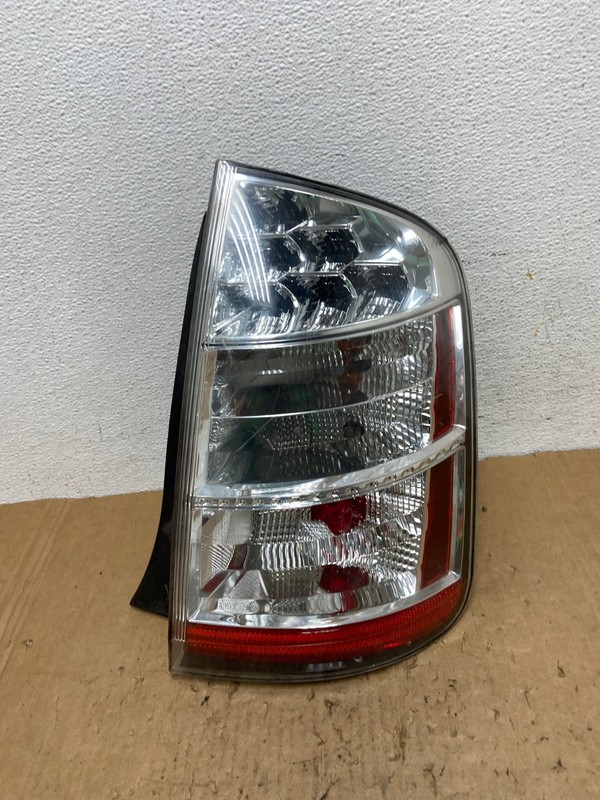 2006 2007 2008 2009 Toyota Prius Tail Light Right Passenger Side AD13741 LK