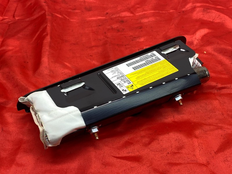 07-13 BMW E93 328 335 M3 Convertible Right Passenger Seat Panel Integrated OEM✅