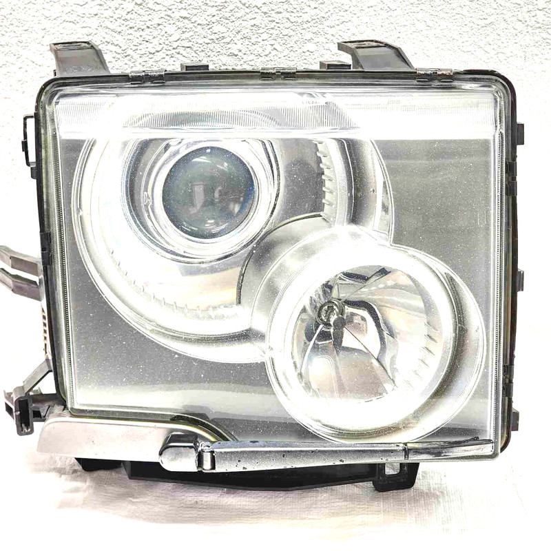 2005 Range Rover RH Passenger Side Xenon HID Headlamp Assembly OEM XBC000346