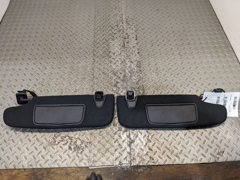 15-22 Mustang Convertible Pair Black Sun Visor Sun Shade Illuminated OEM 1181961