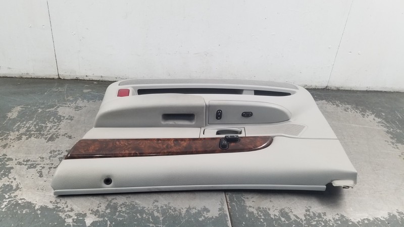 2004 Grand Marquis / Crown Vic Victoria Right Front Door Panel #3420 E1