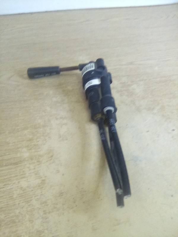 Bendix 410014 K112599 Trailer Control Valve