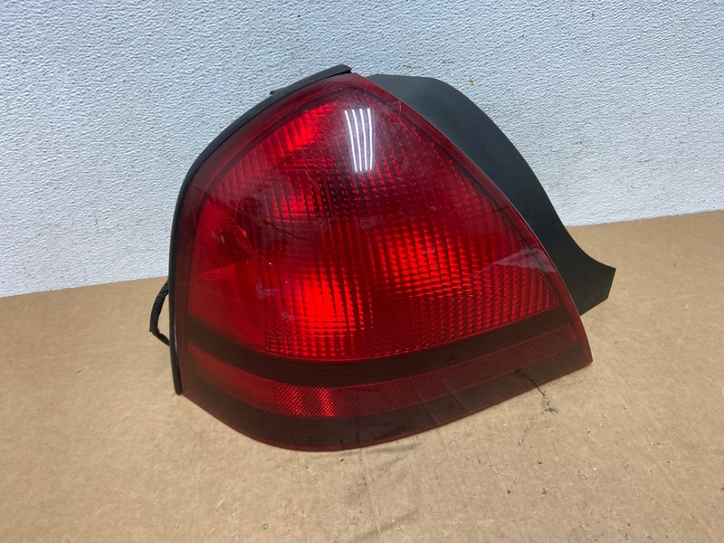 2003-2011 Mercury Grand Marquis Left Driver Lh Side Tail Light OEM AD6240 LK