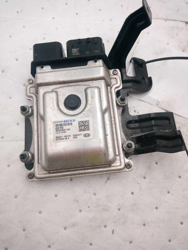 2021 KIA K5 Transmission Control Module OEM 954A12N300 110K Miles