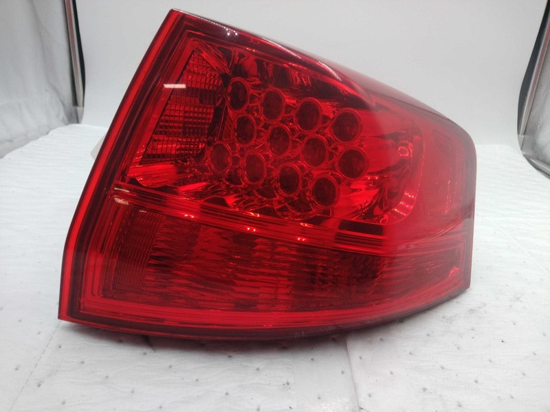 2008 Acura MDX Right Tail Light Assembly Black OEM Used 147795 214K Mileage