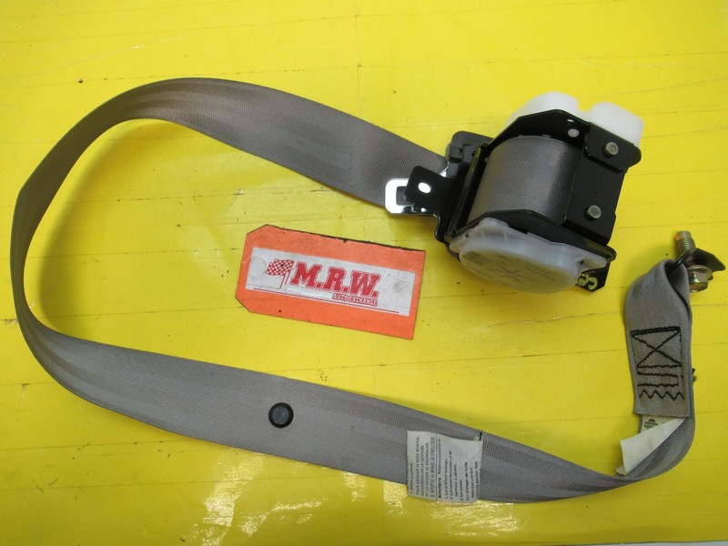 SHOULDER SEATBELT SEAT BELT HARNESS MIDDLE CENTER REAR BACK for 00 01 MAXIMA