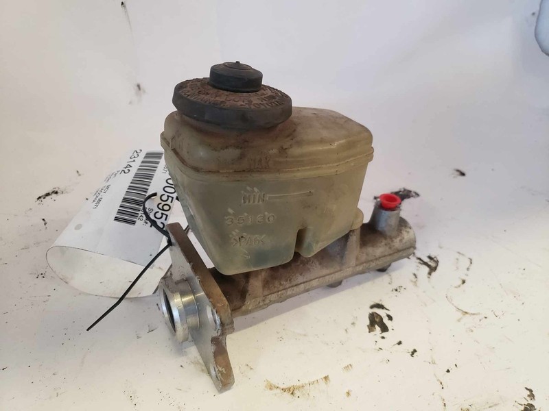 Master Cylinder TOYOTA TACOMA 95 96 97 98 99 00