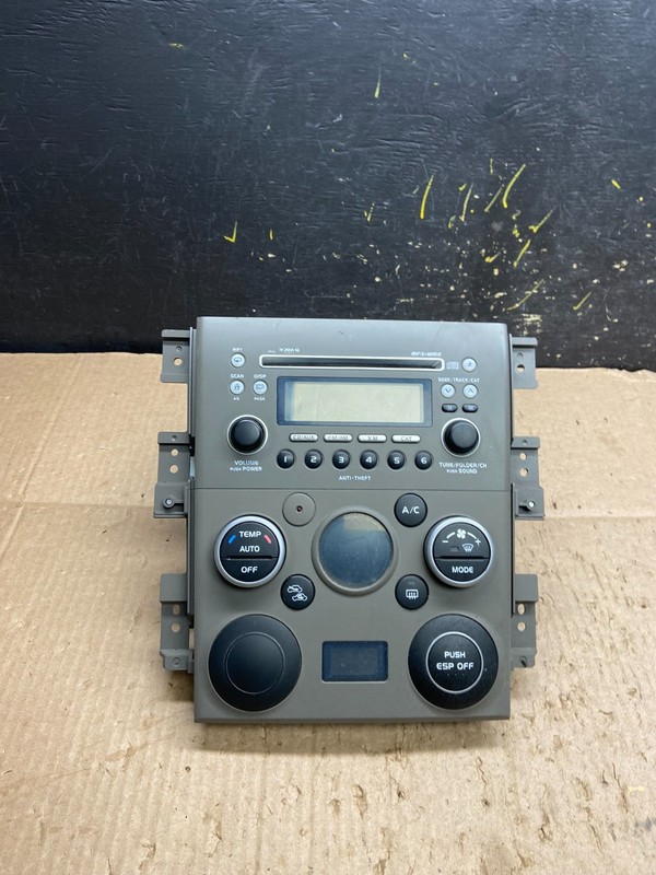2006 2009 Suzuki Grand Vitara Climate Control Radio MP3 AM/FM CD Player Y7752