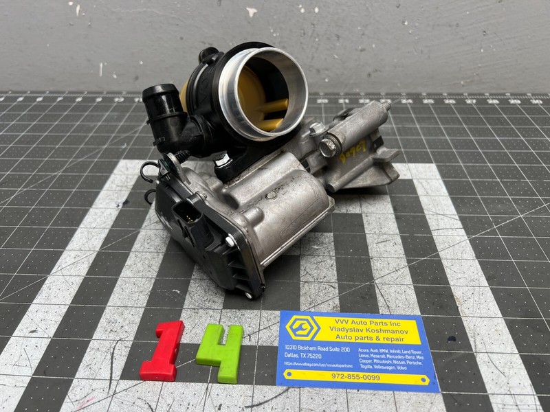 17-24 Alfa Romeo Giulia EGR VALVE W/ VACUUM PUMP OEM