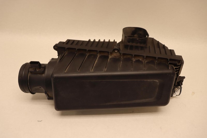 2018-2024 ALFA ROMEO STELVIO 2.0L ENGINE AIR CLEANER FILTER BOX HOUSING OEM