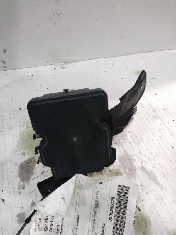 2015 Acura RDX ABS Modulator Assembly OEM 57111TX4A02 149k Miles White