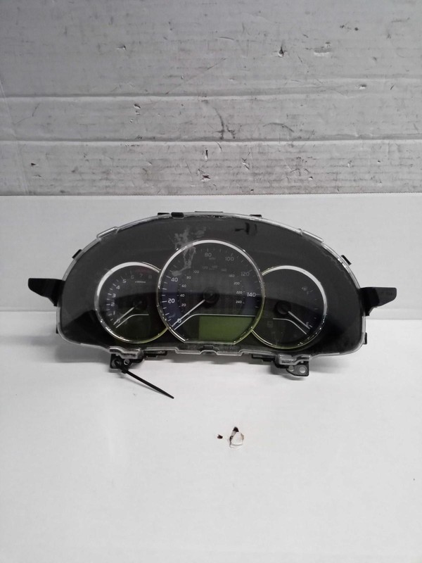 2015 Toyota Corolla Speedometer Gauge OEM Green 1.8L 111K Miles NJ25-21182