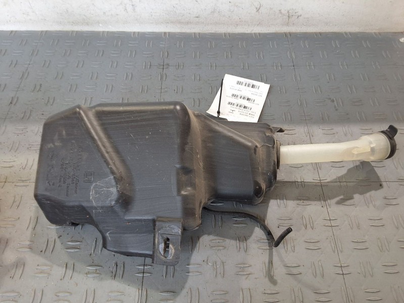 Wash Reservoir Fits 12-13 VERANO 3541635