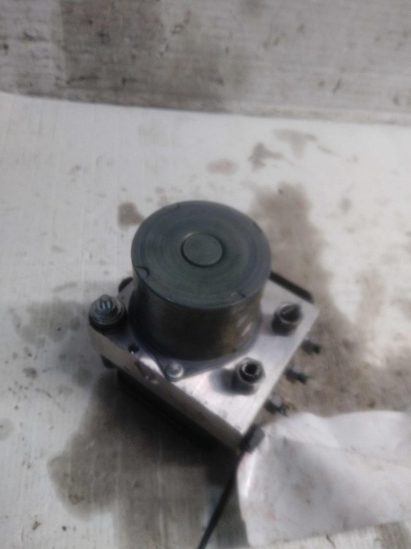 2017 Jaguar XE ABS Pump & Motor Assembly OEM GX732C353AF 69k Miles