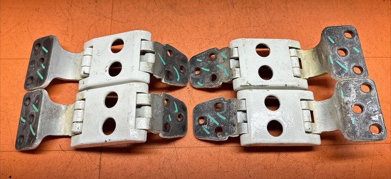 12 - 2021 Nissan Low Roof Upper & Lower Rear Back Door Hinges NV Series SET OF 4