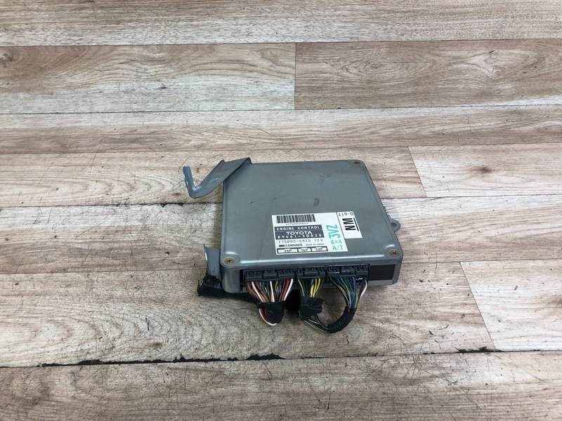 TOYOTA PICKUP 4RUNNER OEM FRONT ENGINE MOTOR DME COMPUTER ECU ECM 3.0L V6 94-95
