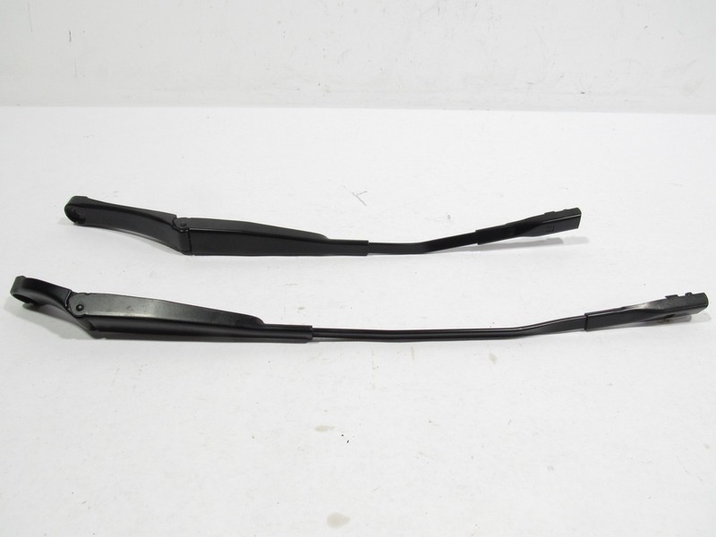 16-23 Audi TT 2019 Front Right Left Windshield Wiper Arm Set 2 PCS ;