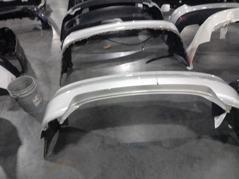 2015 Hyundai Sonata Silver Rear Bumper Assembly OEM 86611C2000 77000 Miles