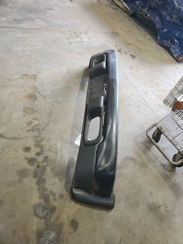 Front Bumper Chevrolet Dark Gray Fits 98-05 BLAZER S10/JIMMY S15 299466