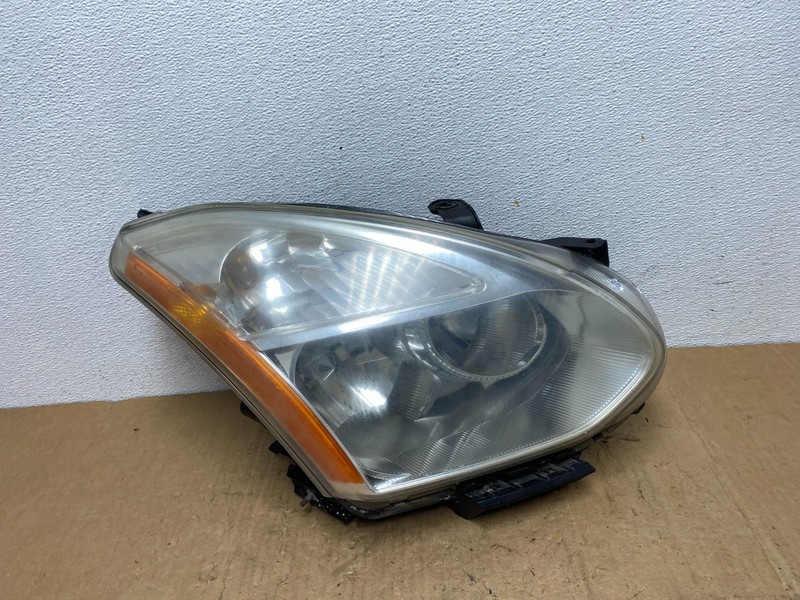 2009-2013 Nissan Rogue Right Passenger Xenon HID Headlight OEM AD1357 DW
