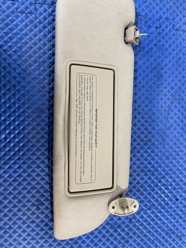 1986-1991 Mercedes Benz W126 Front Driver Left Sun Visor Beige Oem !!