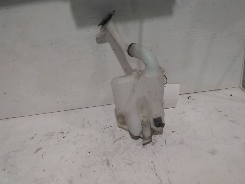 Wash Reservoir Fits 05-10 G6 3205736