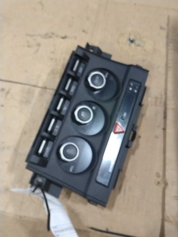 2015 Subaru BR-Z A/C Selector Switch OEM Blue 44544 - 130K Miles