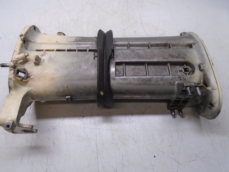 U4 Vintage Johnson Evinrude 35 - 40 hp Driveshaft Housing 0379385 379385