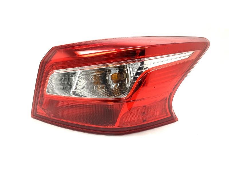 Right Passenger Side Taillight 26550-3YU0A Fits 2016-2019 Nissan Sentra 83918