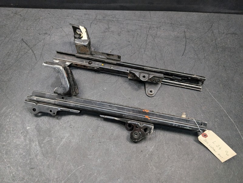 2PC Front Left Seat Track Rails Set 2013 Lincoln MKT DE9A-9661701-BC 2014 - 2019