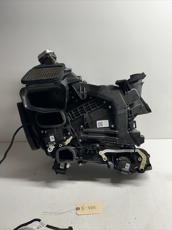 21-23 TESLA MODEL 3 HVAC AC AIR HEATER CORE BLOWER MOTOR HOUSING BOX N-4303 S3