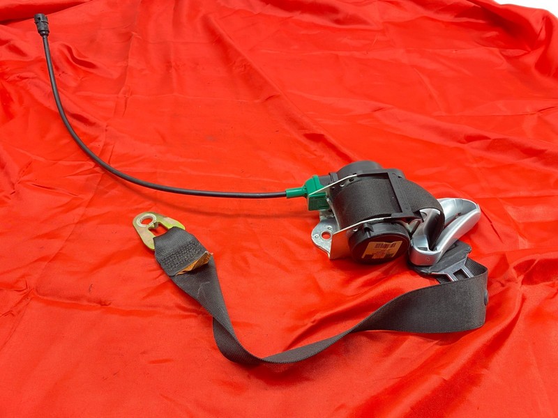 00-06 BMW E46 3 Series M3 Convertible Front Right Seatbelt Retractor Black OEM✅